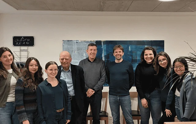 Das Cambridge Institut wird 64! Wir sagen Danke! Das Cambridge Institut wird 64! Wir sagen Danke!