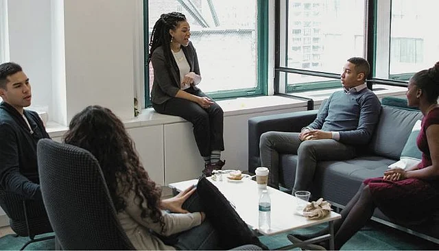 Communicate confidently & professionally in English Communicate confidently & professionally in English