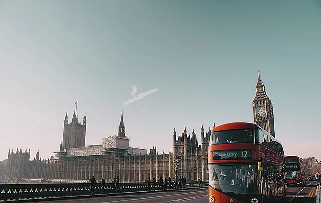 EXPERIENCE THE LANGUAGE EXPERIENCE THE LANGUAGE