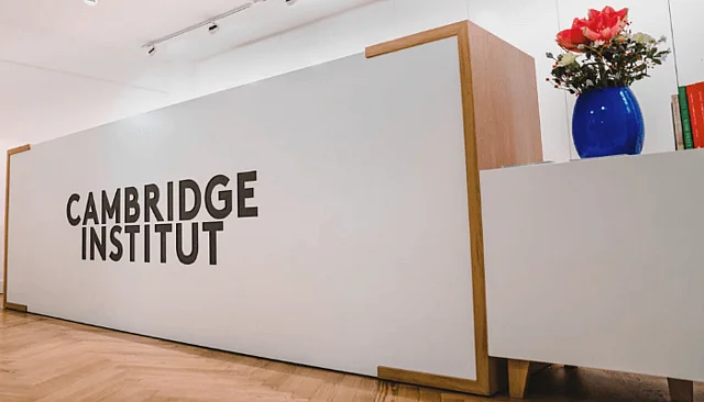 Wir suchen dich - Werde Werkstudent*in bei uns! Wir suchen dich - Werde Werkstudent*in bei uns!